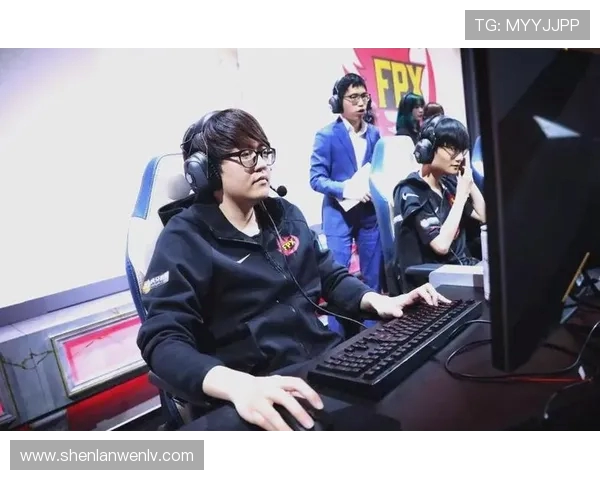 世界大师赛回顾FPX团队意识的卓越表现与战术解析